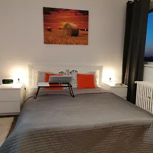 Apartament Piata Victoriei, Bucureşti