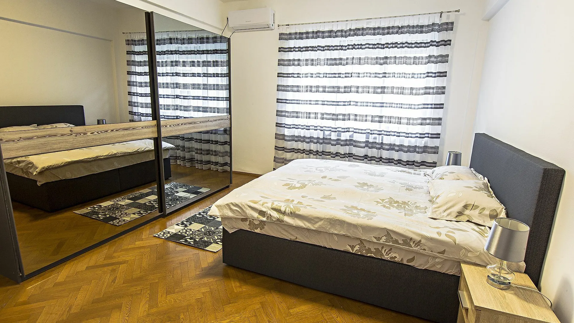 Apartment Athenee Residence 1 Bucharest